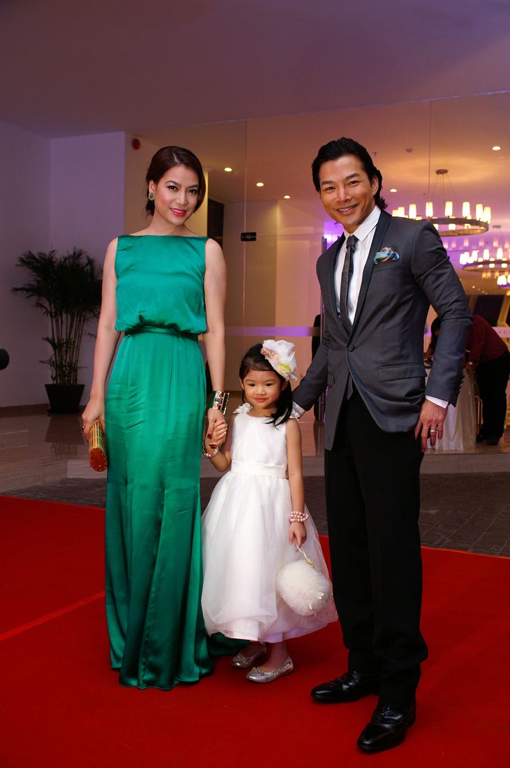 gia-dinh-Truong-Ngoc-Anh