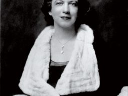 Elizabeth Arden