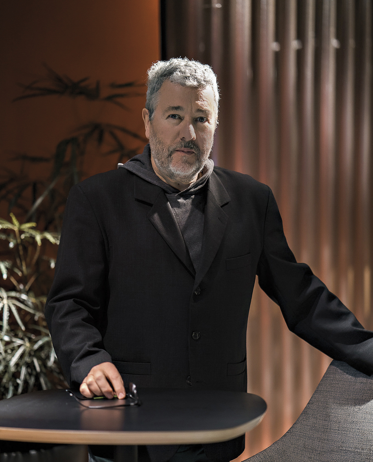 Nhà thiết kế nội thất PHILIPPE STARCK: Sống phải mộng mơ