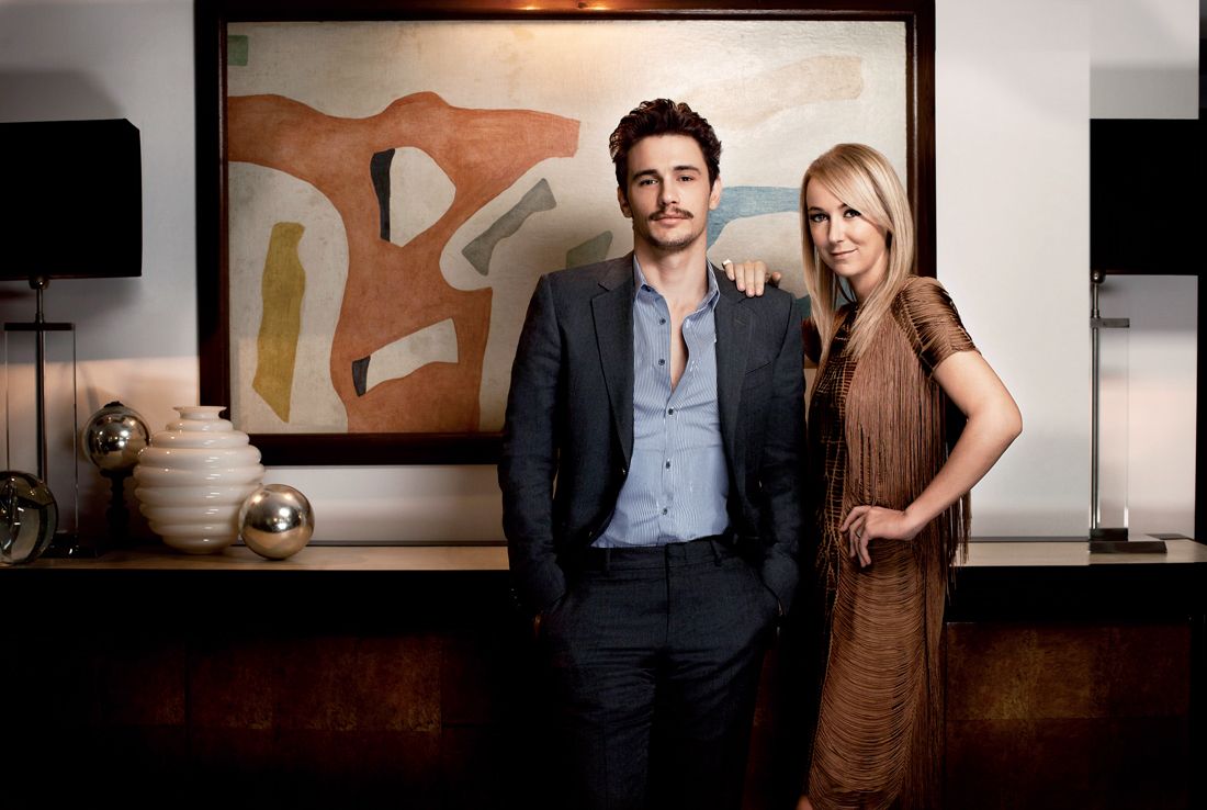 Frida Giannini bên cạnh bạn thân, tài tử James Franco. james-franco_frida-giannini