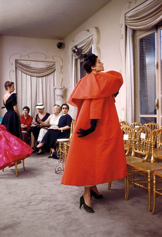 cristobal-balenciaga-evening-coat