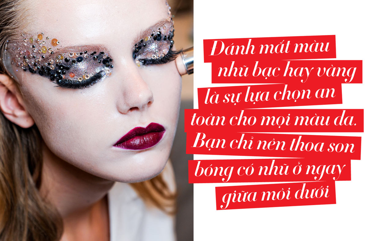 Đánh mắt màu nhũ bạc hay vàng là sự lựa chọn an toàn cho mọi màu da. 20140908_makeup-anh-nhu