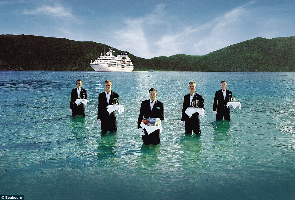 Seabourn_caviar_in_the_sun-service