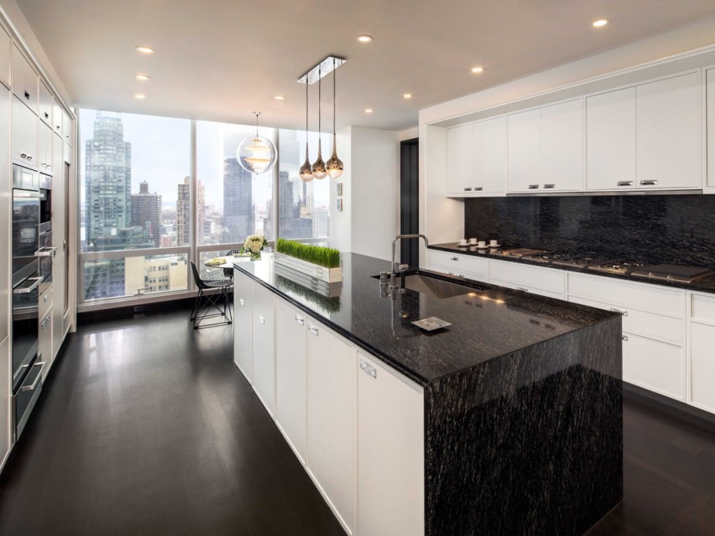 PENTHOUSE-100MIL-NEWYORK-18