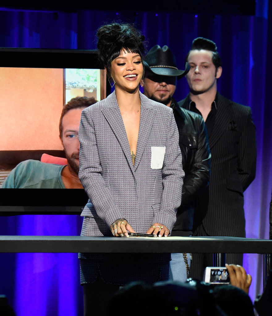 Rihanna-Wearing-Dior-Suit-2