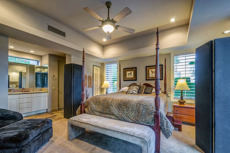 ElizabethTaylor-house-for-rent-13