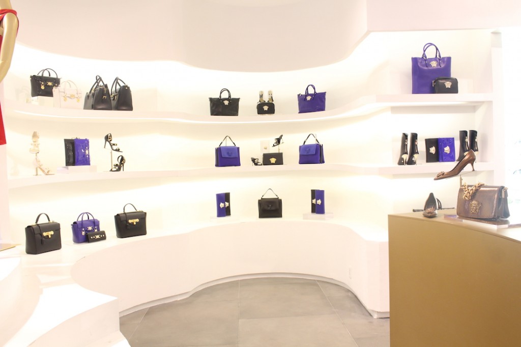 VERSACE-STORE-1