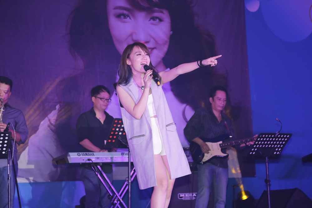 nhat-thuy