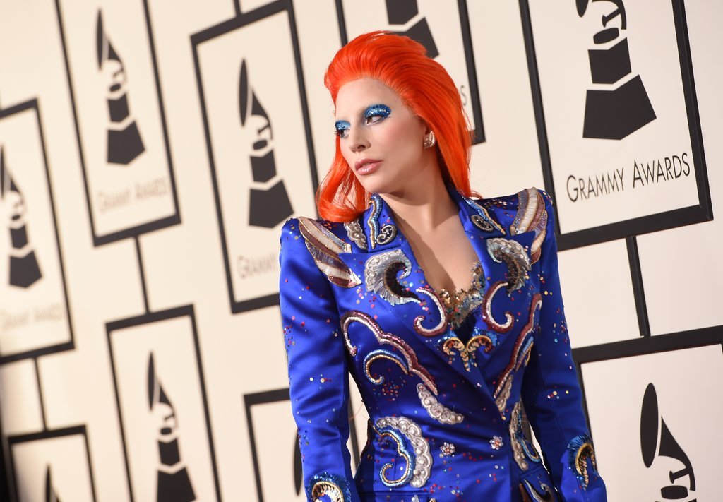 Lady-Gaga-David-Bowie-Outfit-Grammys-2016