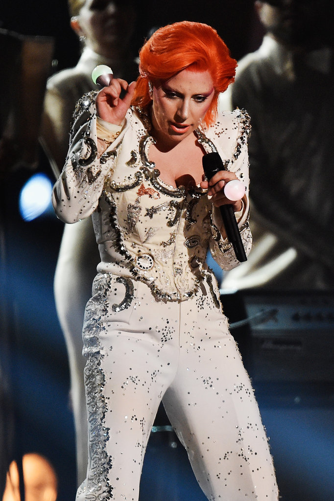 lady-gaga-tai-hien-david-bowie-grammy-2016-12
