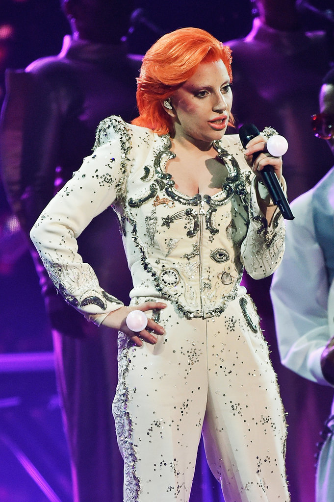 lady-gaga-tai-hien-david-bowie-grammy-2016-13