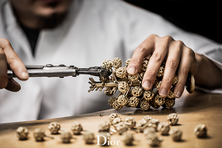 Kỹ thuật đúc cao tay của nhà Atelier Dior