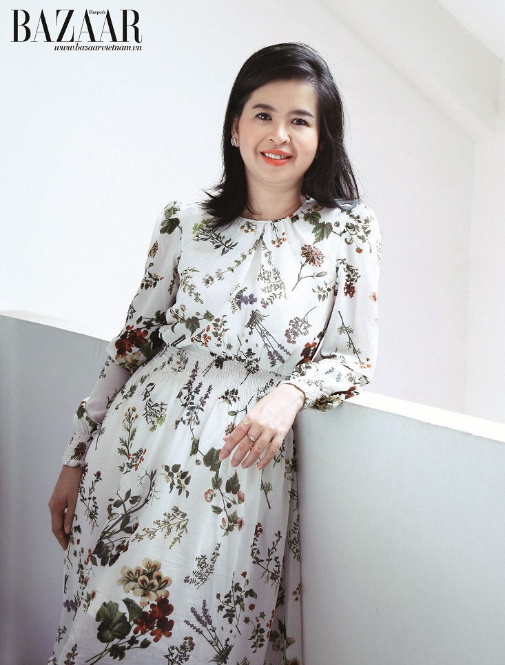 "Tôi vẫn thường tự bảo mình và nói với các đồng nghiệp trẻ là muốn có động lực để luôn trụ vững và tiến lên phía trước cần phải ham muốn 3 điều: Ham tiền, ham danh và ham làm cho người mình yêu thương được hạnh phúc. Trong đó điều cuối cùng quan trọng nhất. Đó chính là trách nhiệm với gia đình, với những người nằm trong mạng lưới cuộc sống của bạn" (Dương Thụy).