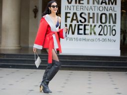The Best Street Style ngày 2 VIFW Thu Đông 2016: Sắc đỏ lên ngôi