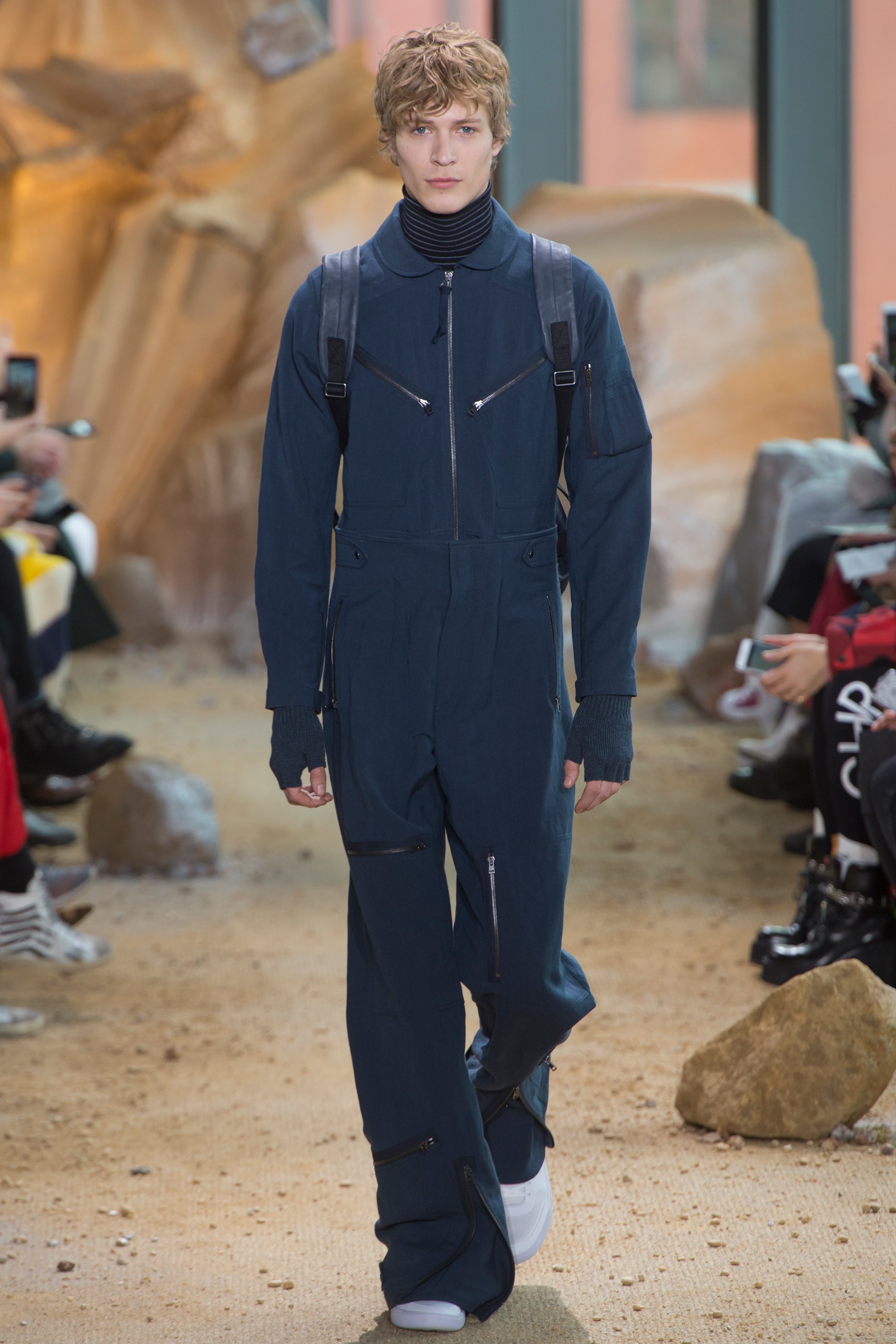 slideimg