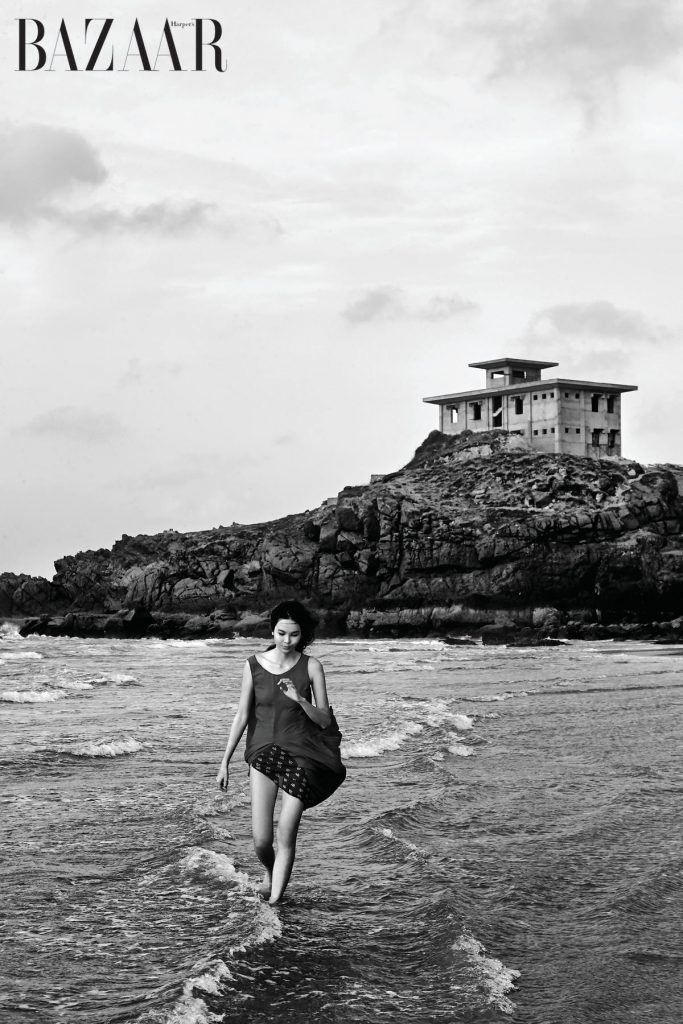 Đầm, LI LAM