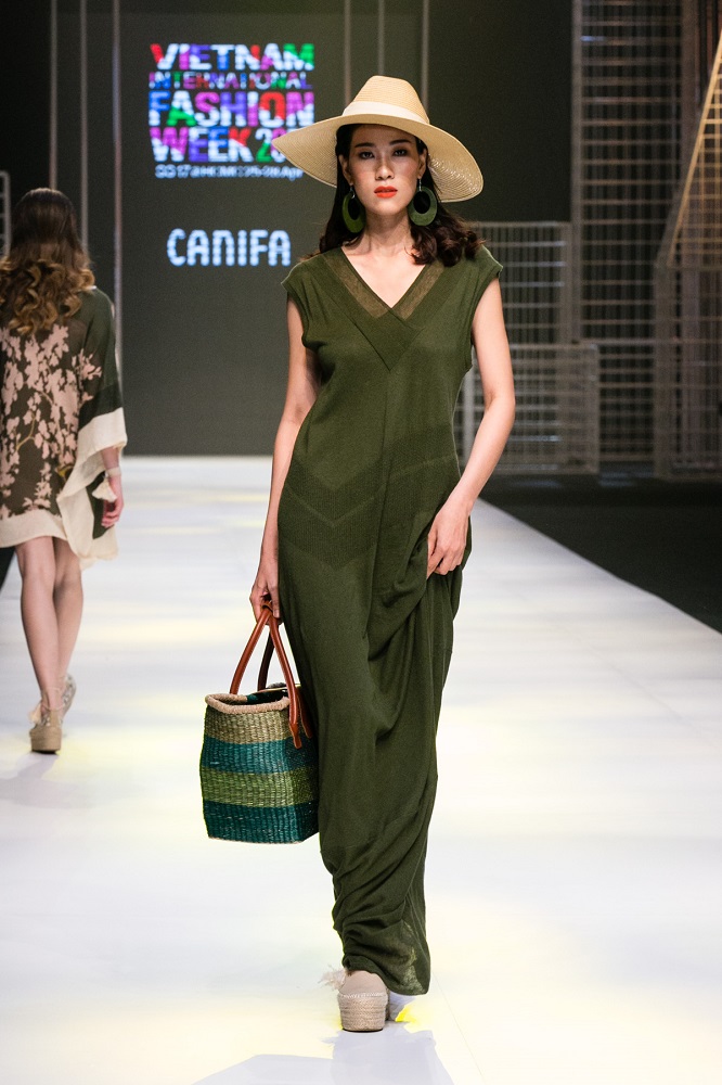 tuan-le-thoi-trang-quoc-te-bst-colour-of-nature-sac-moc-53