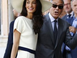 20172506-amal clooney-thumb-2