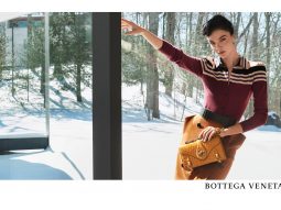 Bottega Veneta Knot trở lại 01