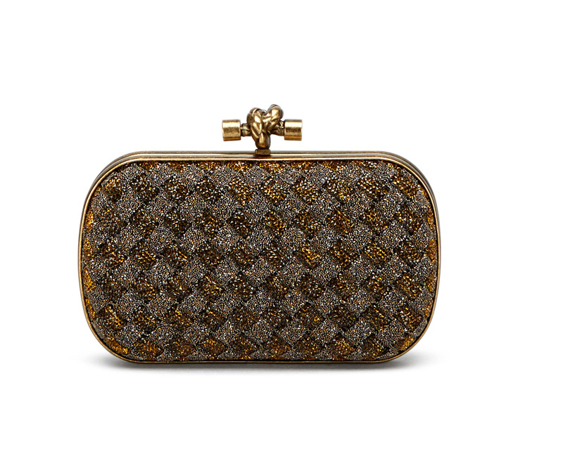 Nút thắt bí ẩn Bottega Veneta Knot trở lại với phiên bản mới 1 bottega veneta knot phiên bản mới 02