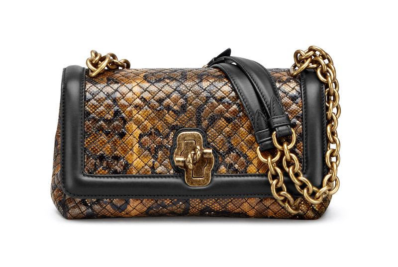 Nút thắt bí ẩn Bottega Veneta Knot trở lại với phiên bản mới 4 bottega veneta knot phiên bản mới 04