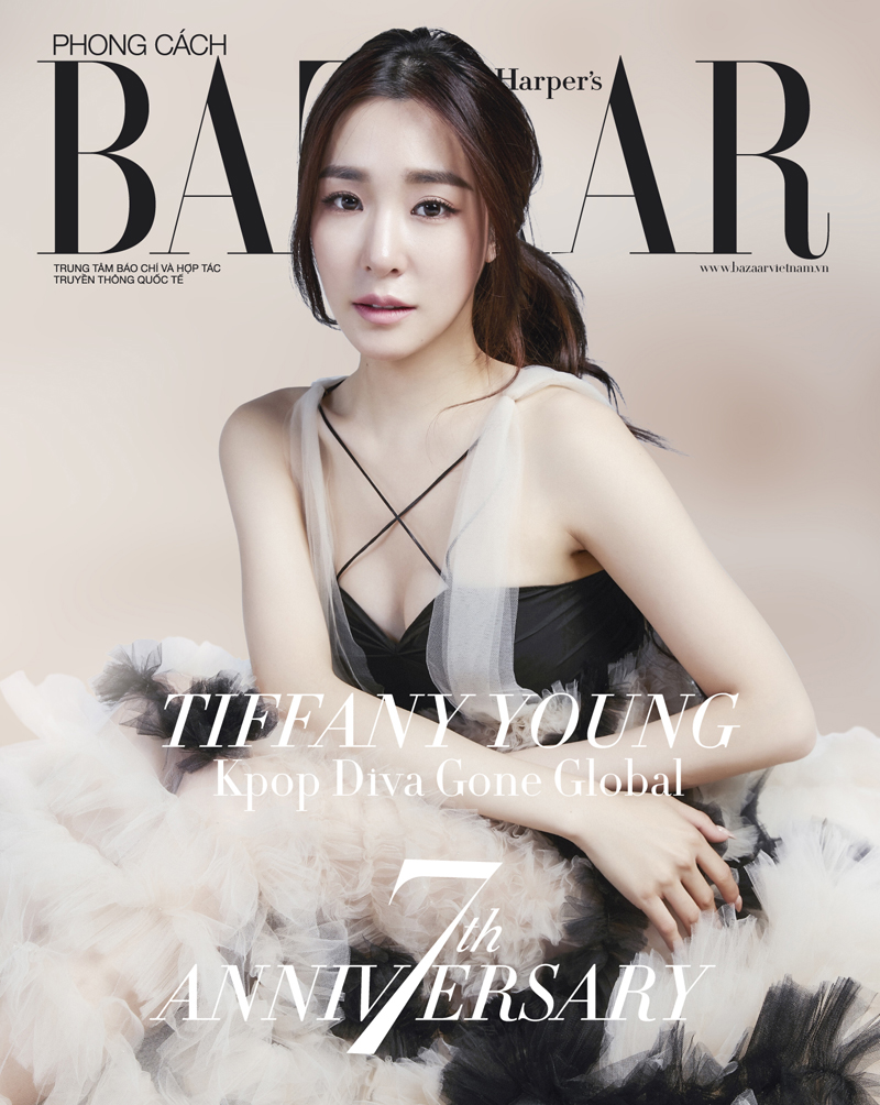 20180720-trang-bia-dac-biet-tiffanyyoung