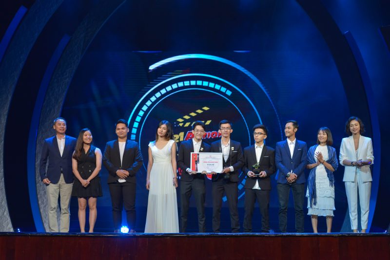 Hình ảnh của Goal Production khi nhận giải Bạc 321 Action 2018 Goal-production-06