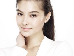 Oriflame-model