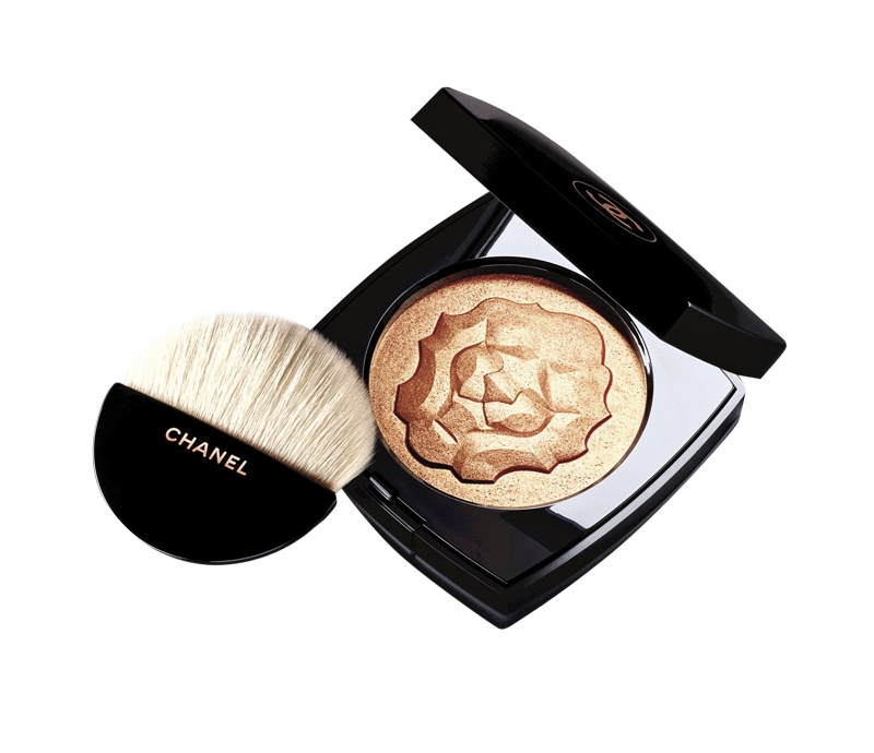 Phấn bắt sáng Chanel Le Lion De Chanel trang điểm Phấn nhũ bắt sáng Chanel Le Lion De Chanel