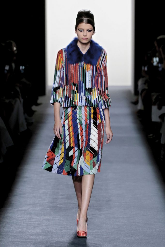 tay nghề nhà xưởng Fendi với NTK Karl Lagerfeld