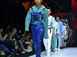 BỘ SƯU TẬP VIỆT TIẾN “FUTURE MEN” MỞ ĐẦU NGÀY THỨ HAI TẠI AVIFW SS2019