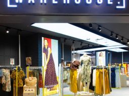 20193105 - warehouse khai truong -1