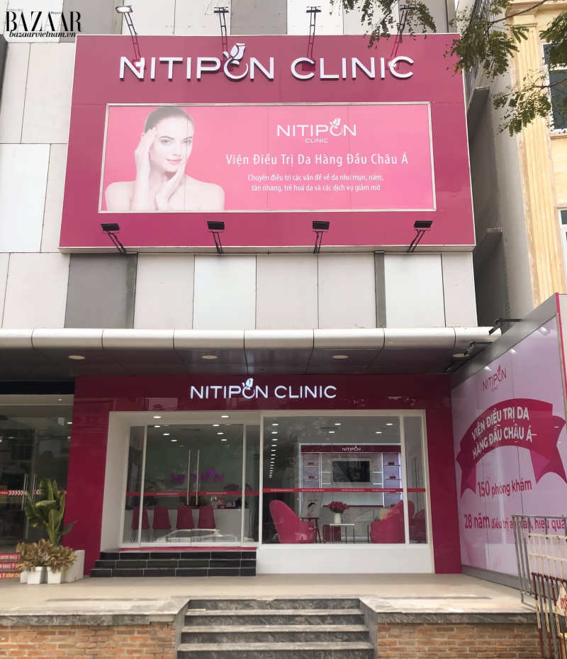 Khuôn viên khang trang của chi nhánh Saigon Mall của Thẩm mỹ viện Nitipon