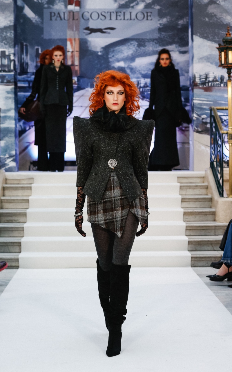 Bộ sưu tập Thu Đông 2023 của Paul Costelloe