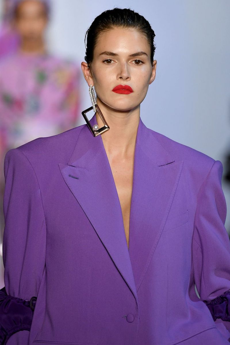 5 xu hướng trang sức từ New York Fashion Week Spring 2020 8 5 xu huong trang suc 8
