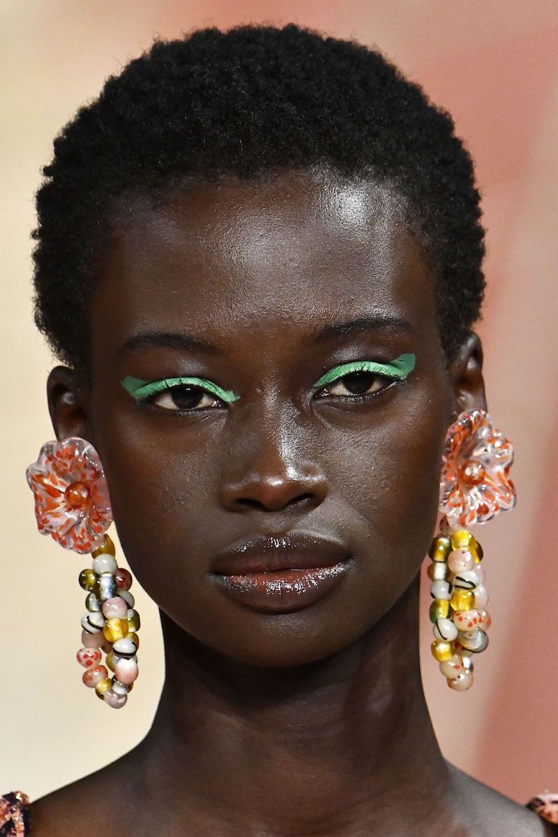 5 xu hướng trang sức từ New York Fashion Week Spring 2020 2 5 xu huong trang suc 2