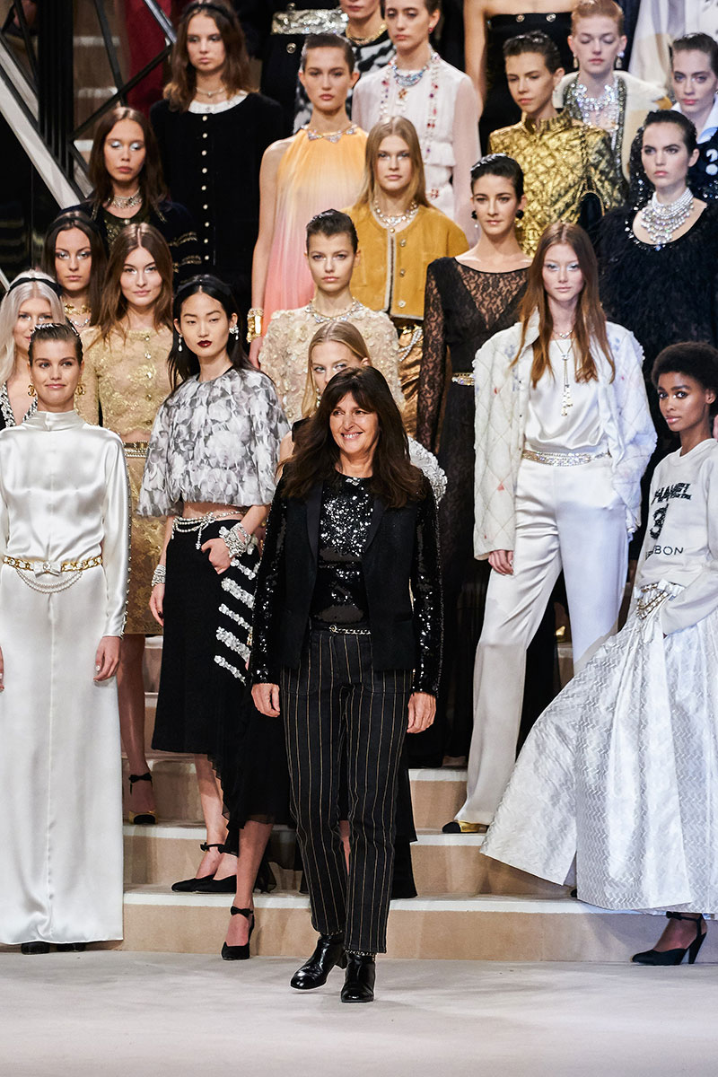 Bà Virginie Viard tại show thời trang của Chanel mùa Pre-Fall 2019
