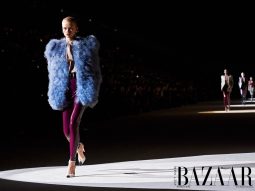 SAINT LAURENT THU ĐÔNG 2020 RỰC RỠ SẮC MÀU, BỎ QUA GAM ĐEN TRUYỀN THỐNG