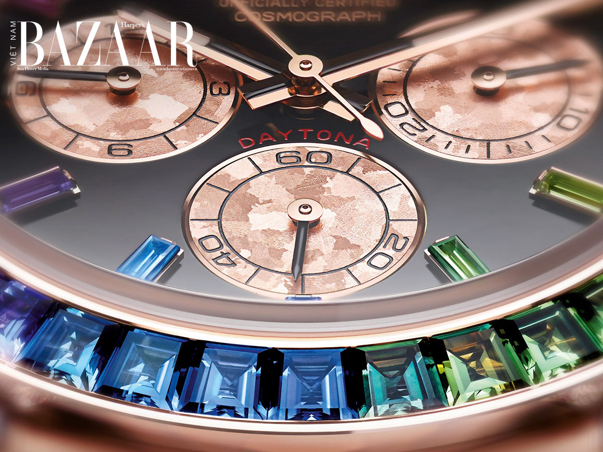 Chi tiết cẩn đá đúng đến từng micron trên đồng hồ Rolex Oyster Perpetual Cosmograph Daytona