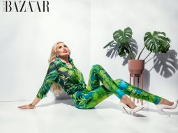 KAKI WEST SWID: CON ĐƯỜNG TỪ NGƯỜI MẪU, DIỄN VIÊN ĐẾN NHÀ VĂN