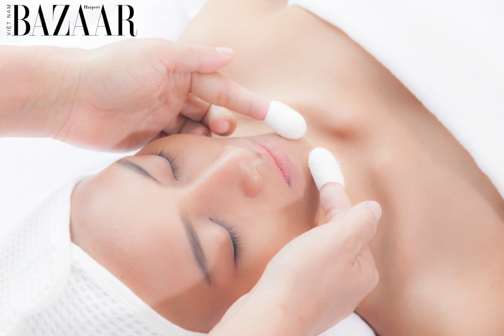 Đắp mặt nạ thêm hiệu quả: Tẩy tế bào chết trước khi đắp mặt