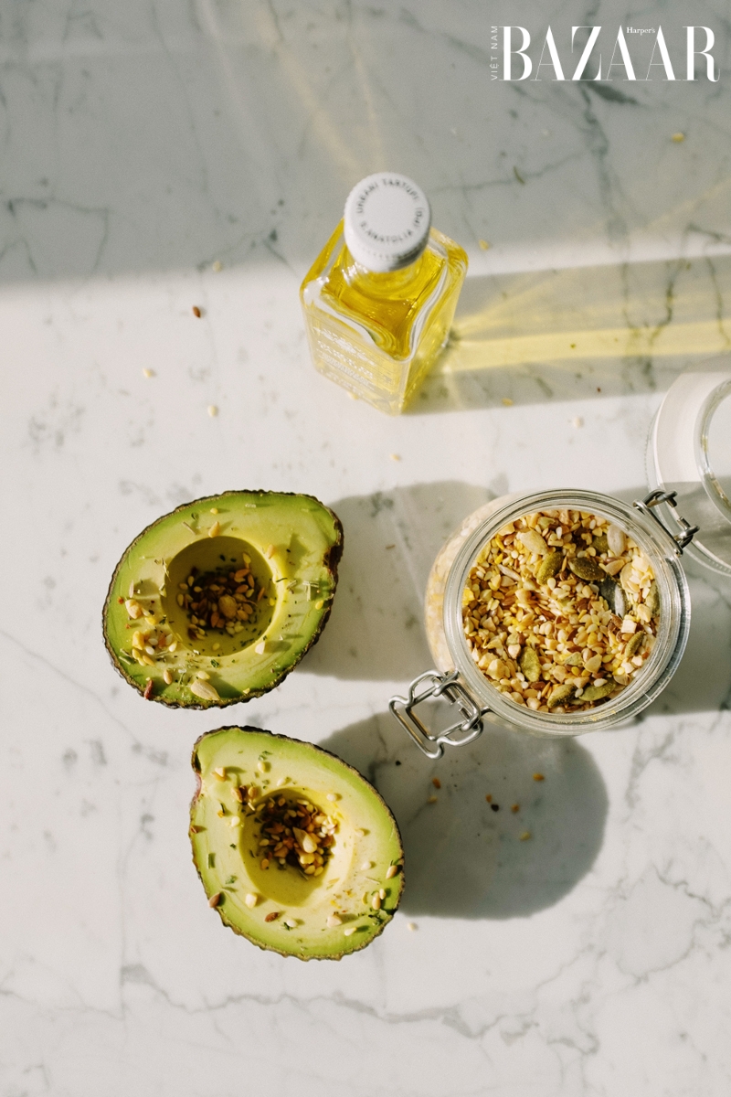 BZ-duong-am-dung-cach-avocado 5 mẹo dưỡng ẩm cho da khô đúng cách giúp làn da luôn căng mọng
