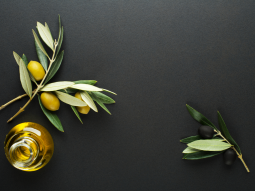 cách tẩy trang bằng dầu olive
