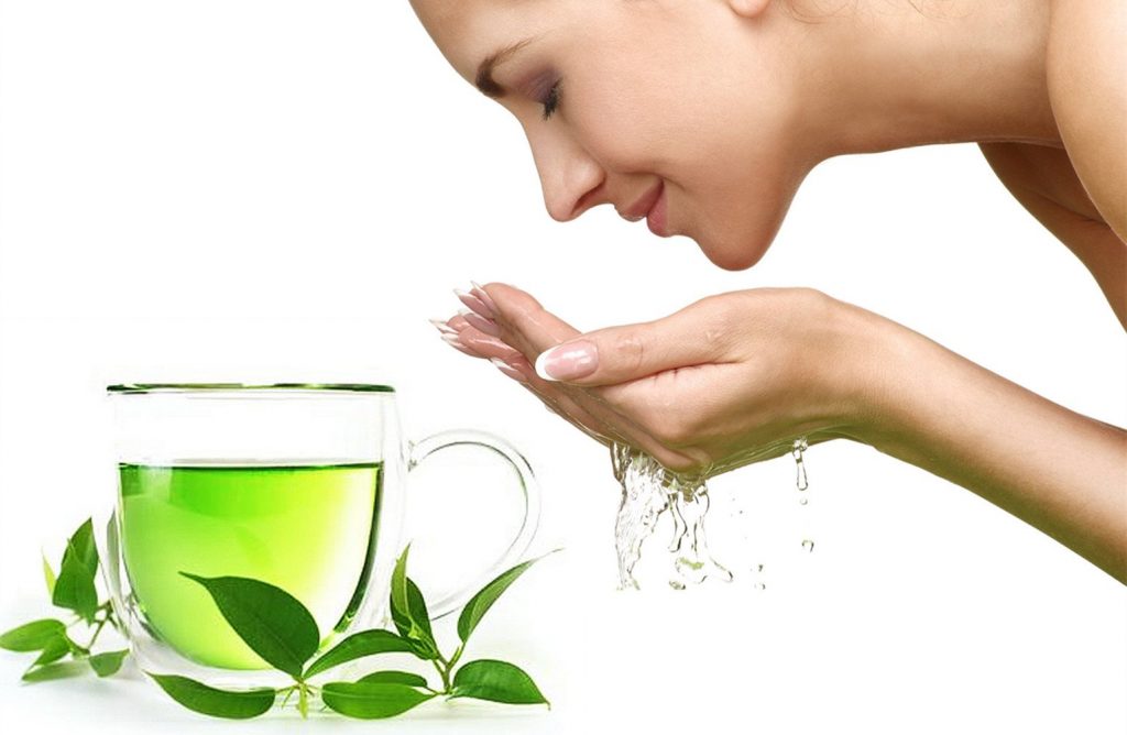 Rửa mặt bằng nước trà xanh như thế nào cho hiệu quả?
