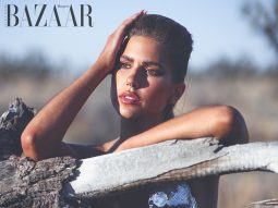 Người mẫu fitness Kara Del Toro sẽ kinh doanh quà lưu niệm ảo trên mạng