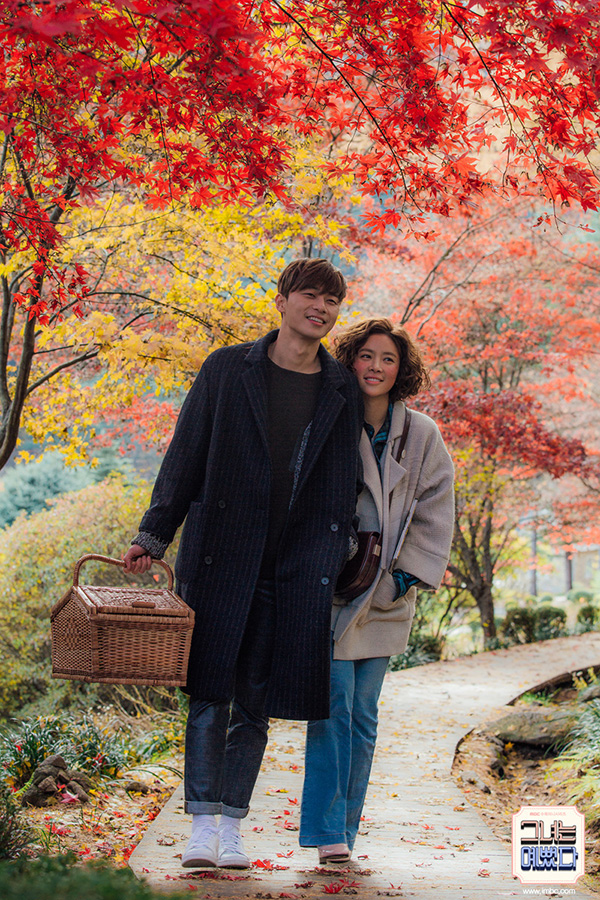 Cô nàng xinh đẹp - She was pretty (2015)