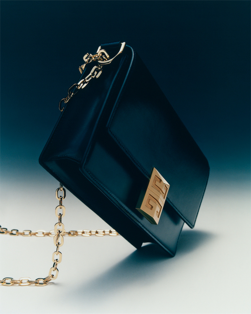 Túi Givenchy 4G: Thiết kế hình học thế hệ mới từ Matthew Williams