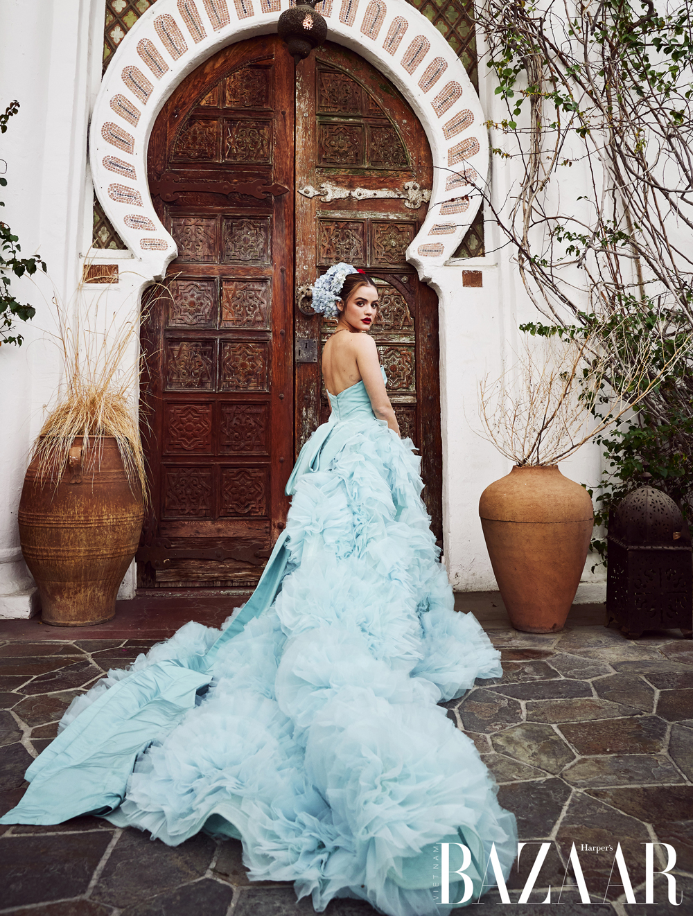 HBVN-LUCY-HALE_7