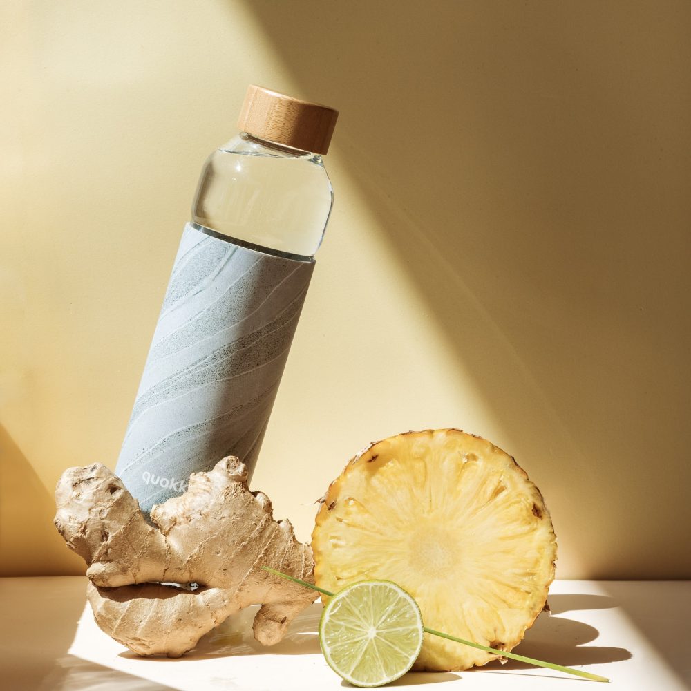 Công thức detox giảm mỡ bụng: nước dứa và gừng