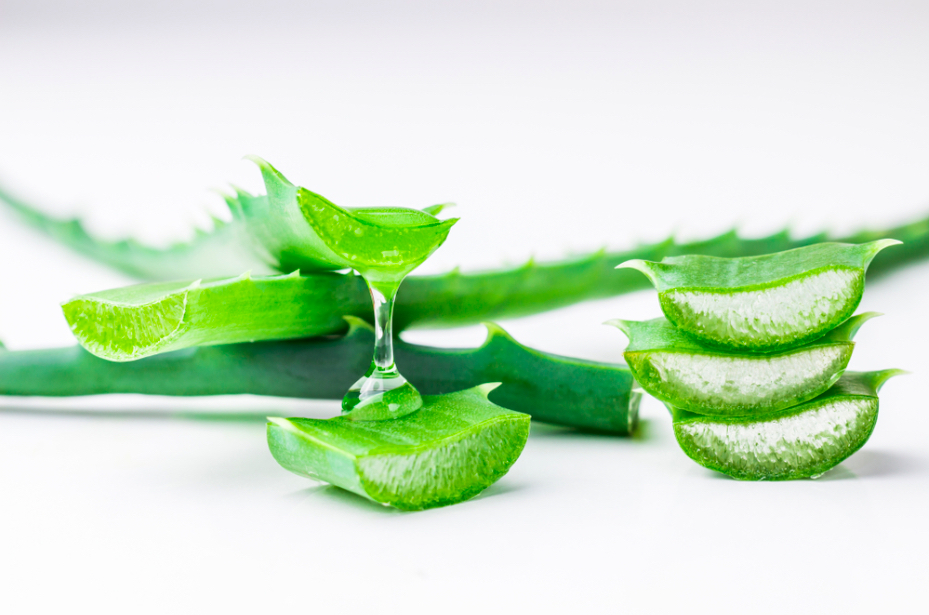 Mặt nạ giấy có nha đam làm dịu da, kháng viêm